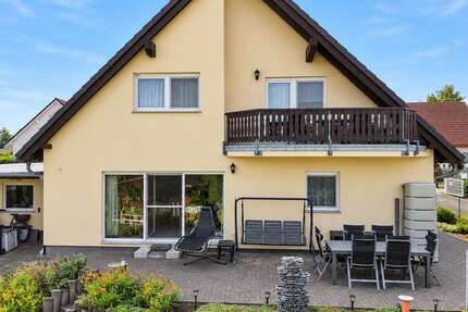 Haus Braunsbedra - 6 Zimmer, 167 m&sup2;, 369.000&euro; | Angebot:27449468