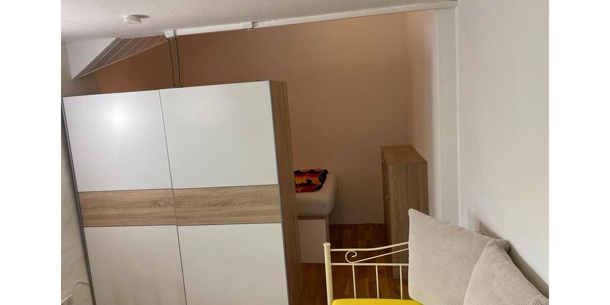 Doppelhaushälfte Hannover Herrenhausen-Stöcken - 5 Zimmer, 110 m&sup2;, 2.150&euro; | Angebot:24982093