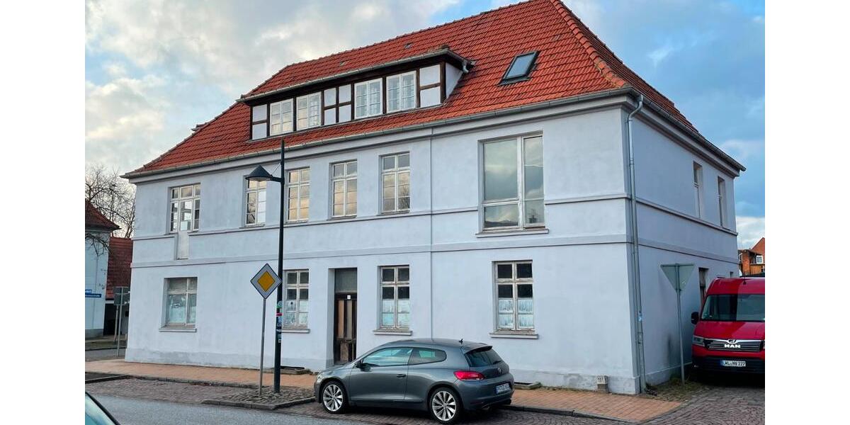 Mehrfamilienhaus, Wohnhaus Ludwigslust - 10 Zimmer, 340 m&sup2;, 280.000&euro; | Angebot:8639972