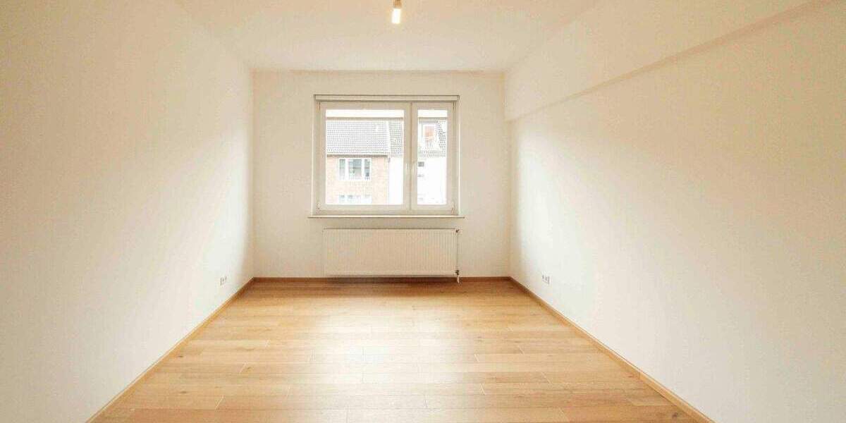 Einfamilienhaus Düsseldorf Bilk - 3 Zimmer, 369.000&euro; | Angebot:25570703