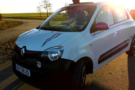 Renault Twingo 98.000 km 4.700 &euro; Sulz a.N. 72172