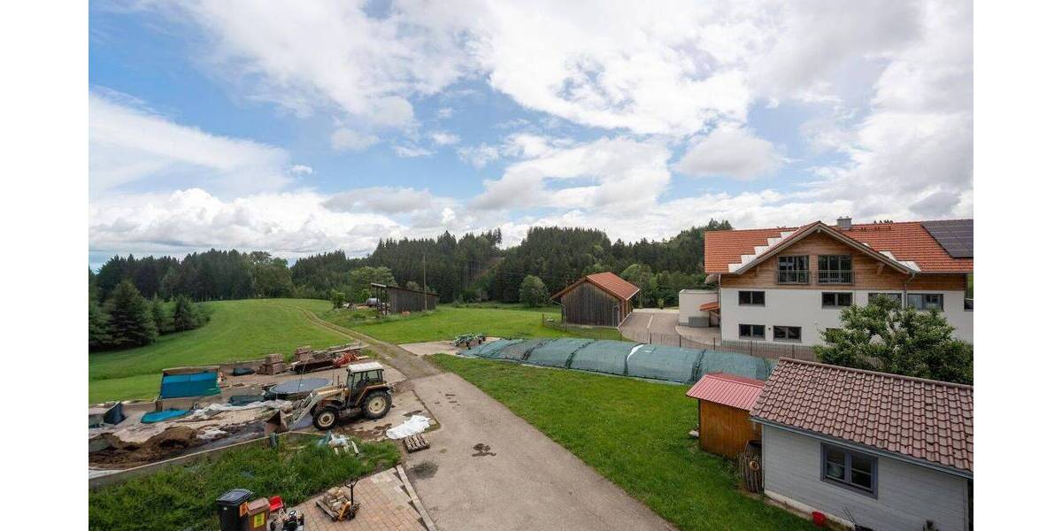 Etagenwohnung Buchenberg - 4 Zimmer, 129 m&sup2;, 1.550&euro; | Angebot:26866287