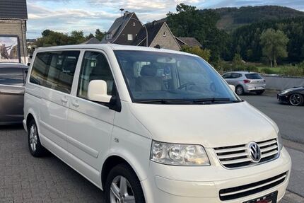 VW T5 Transporter 253.002 km 10.000 &euro; Schmallenberg 57392