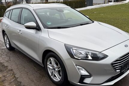 Ford Focus 25.000 km 16.990 &euro; Kirchhundem 57399