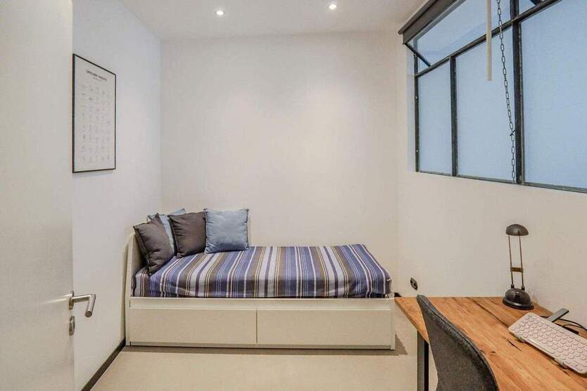 Modernes Loft mit Südbalkon & Stellplatz - Zentrale Lage in Nürnberg 5 zimmer