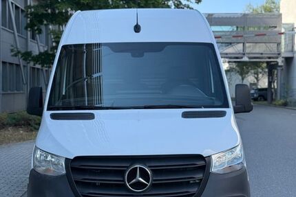 Mercedes-Benz Sprinter 188.000 km 18.500 &euro; Rüsselsheim 65428