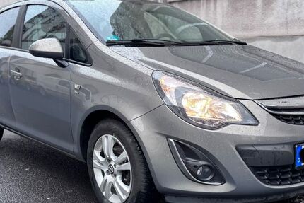 Opel Corsa 136.000 km 5.000 &euro; Frankfurt am Main 65934
