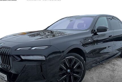 BMW i7 32.166 km 87.902 &euro; Wildau 15745