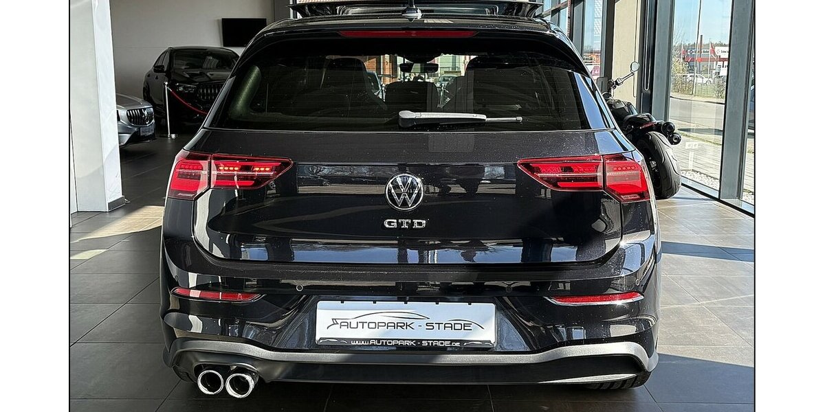 VW Golf VIII GTD Pano LED VirtualCockpit Leder ACC 8.500 km 37.999 &euro; Stade 21682