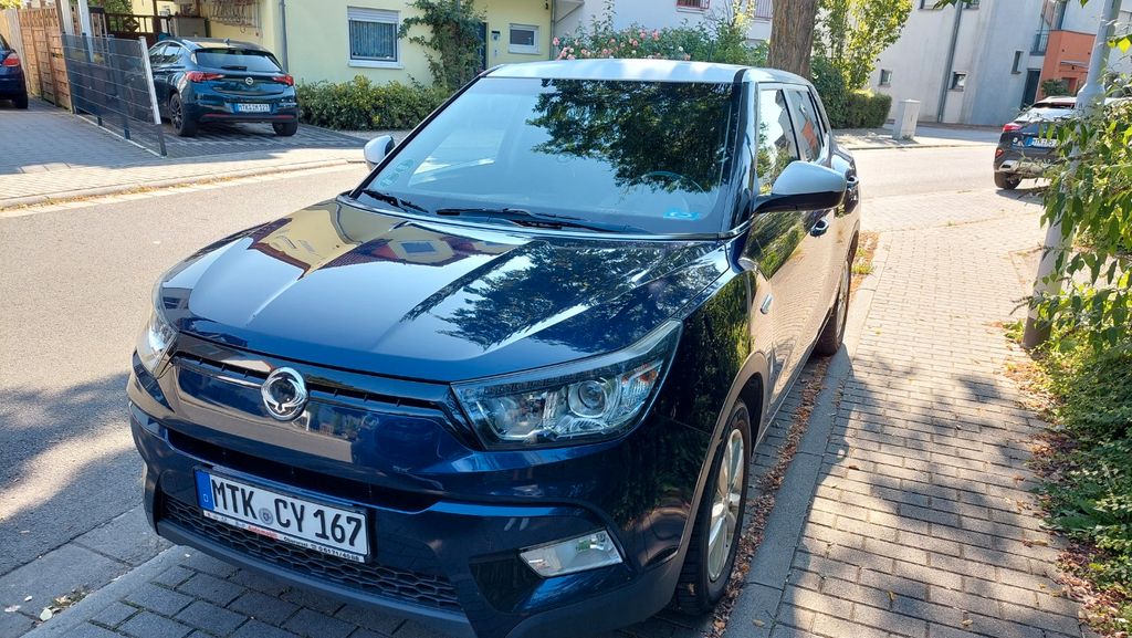 SsangYong Tivoli 113.000 km 9.700 &euro; Sommerach 97334