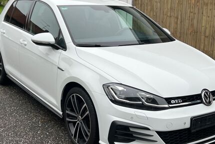 VW Golf 210.451 km 14.500 € Saldenburg 94163