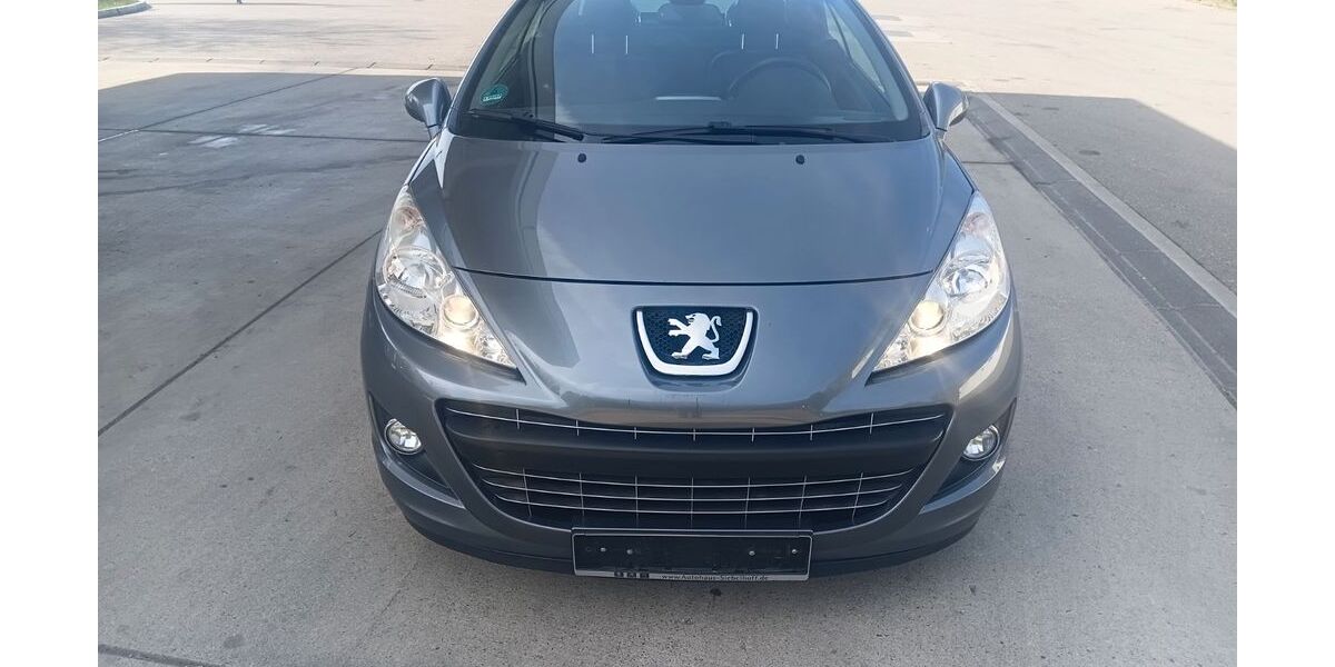 Peugeot 207 138.500 km 3.990 &euro; Augsburg 86167