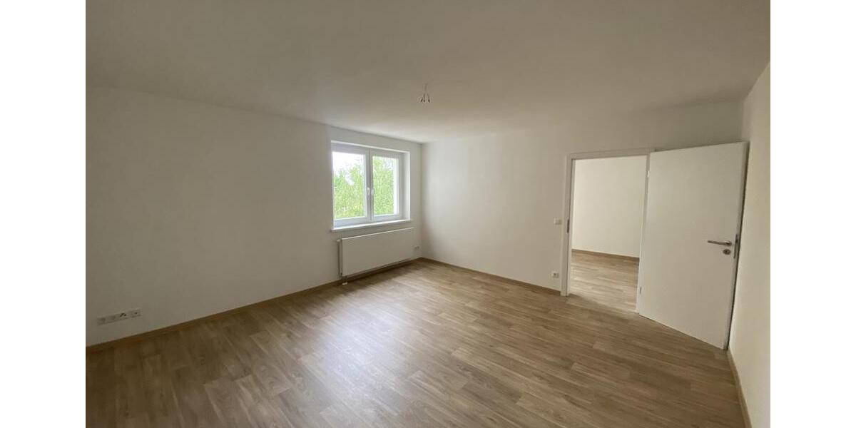 Etagenwohnung Forst (Lausitz) - 4 Zimmer, 92 m&sup2;, 693&euro; | Angebot:20727678