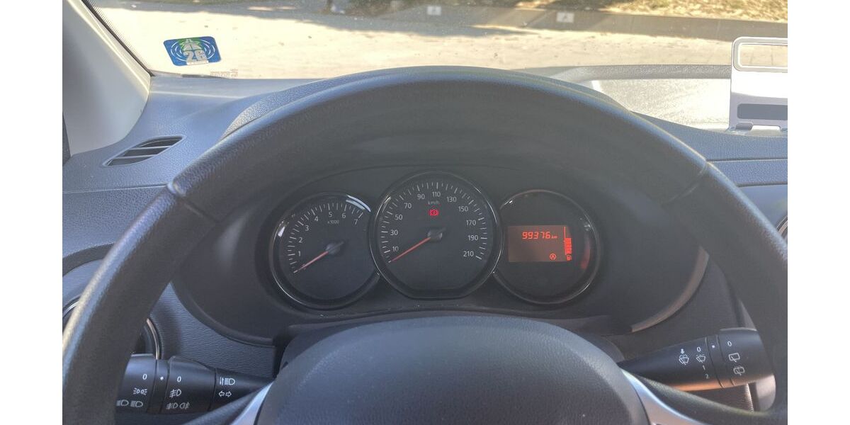 Dacia Lodgy 99.376 km 8.600 &euro; Baden-Baden 76534