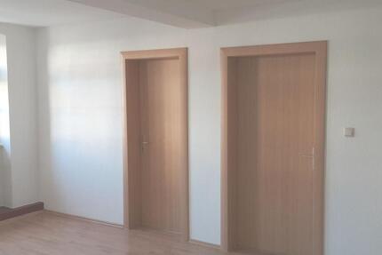Wohnung Pegau - 2 Zimmer, 60 m&sup2;, 320&euro; | Angebot:24853460