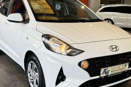 Hyundai i10 4.330 km 12.500 € Bremerhaven 27568