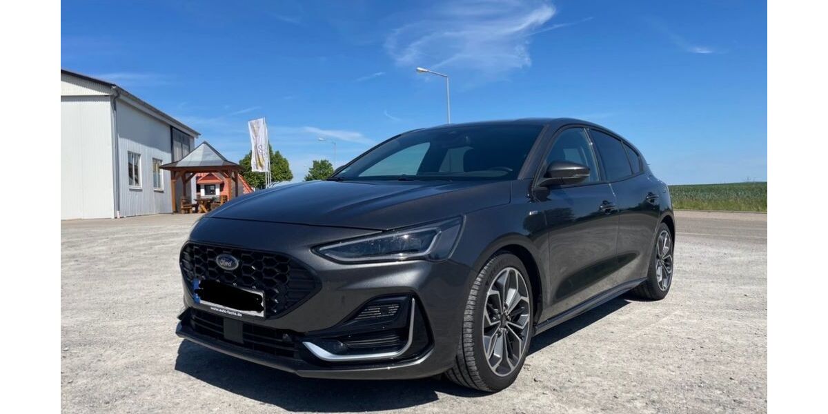 Ford Focus 63.000 km 21.300 &euro; Uffenheim 97215