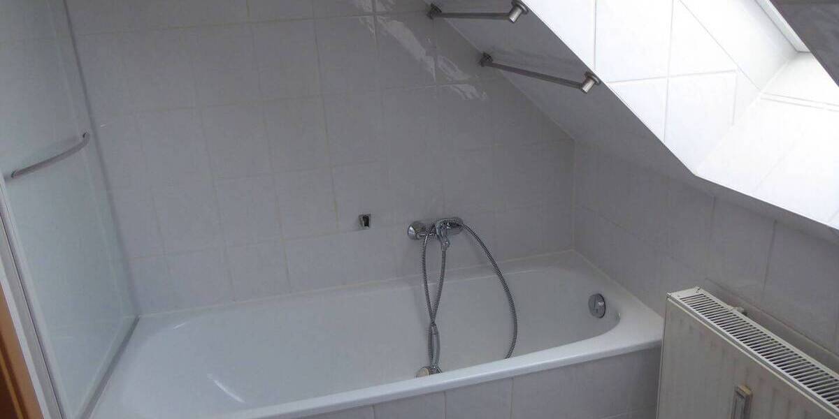 Zimmer Chemnitz Kappel - 4 Zimmer, 83 m&sup2;, 440&euro; | Angebot:25985930