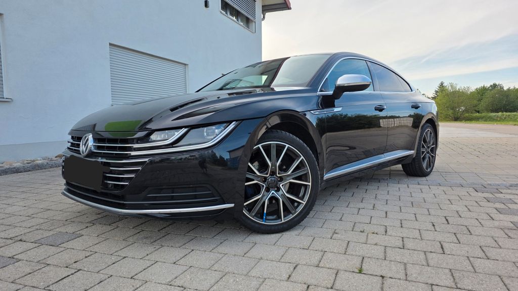 VW Arteon 89.320 km 22.990 &euro; München 81476