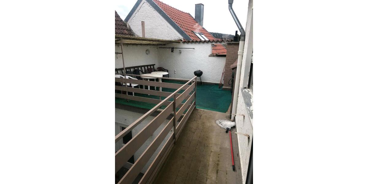 Mehrfamilienhaus, Wohnhaus Ludwigshafen am Rhein Edigheim - 14 Zimmer, 250 m&sup2;, 2.500&euro; | Angebot:24313279