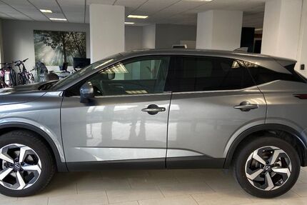 Nissan Qashqai 10.753 km 27.900 &euro; Calau 03205