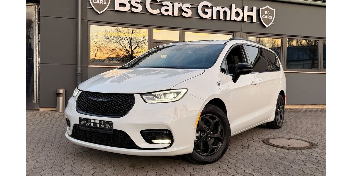 Chrysler Pacifica 23.582 km 39.999 &euro; Zirndorf 90513