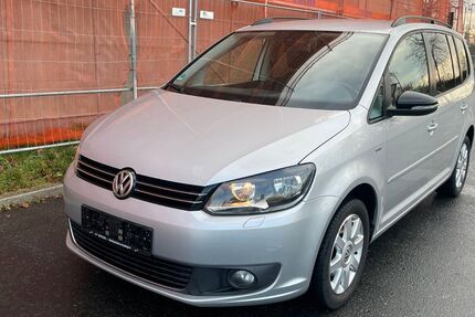 VW Touran 180.000 km 6.999 &euro; Berlin 12057