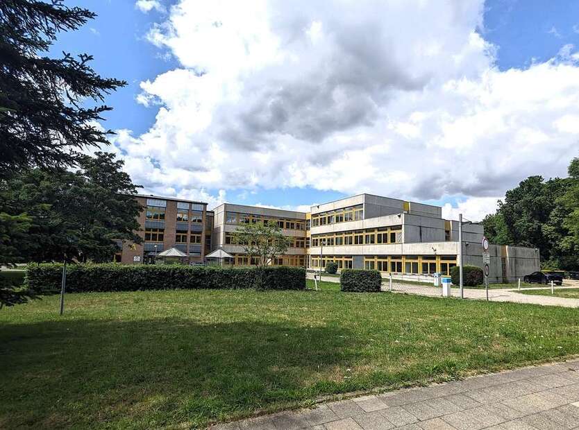 Büro in Düren 5.100.000 € 5134 m²