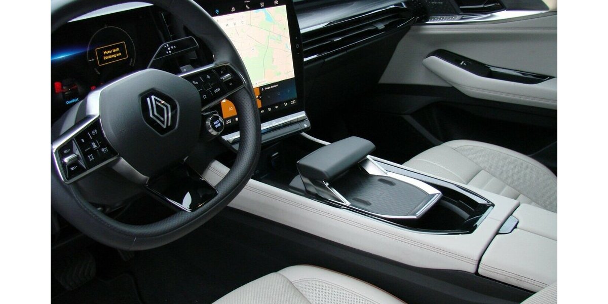 Renault Espace Iconic 6 eTech Hybr 4Contr H&K Matirix Pano 29.698 km 33.980 &euro; Falkensee 14612