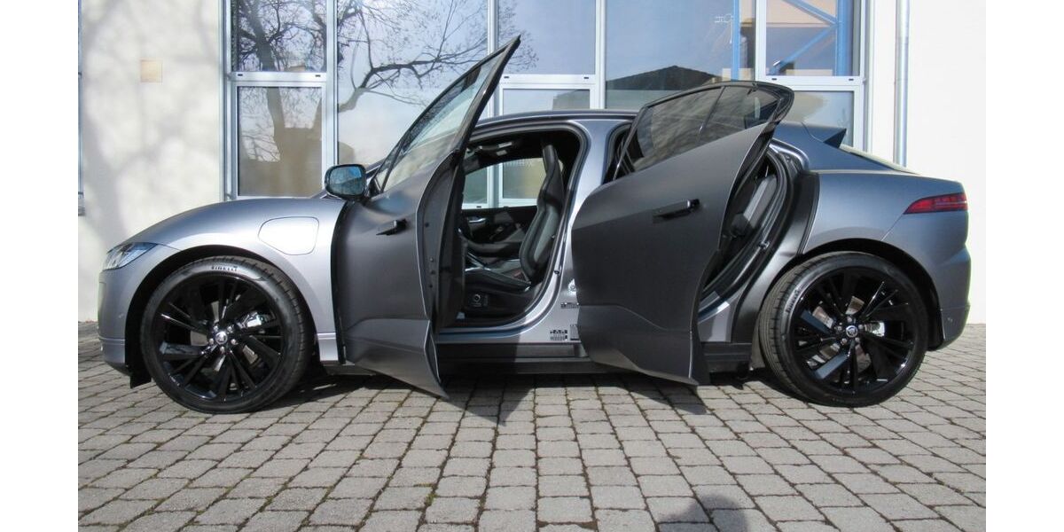 Jaguar I-Pace 1.800 km 52.950 &euro; Gauting bei Starnberg 82131