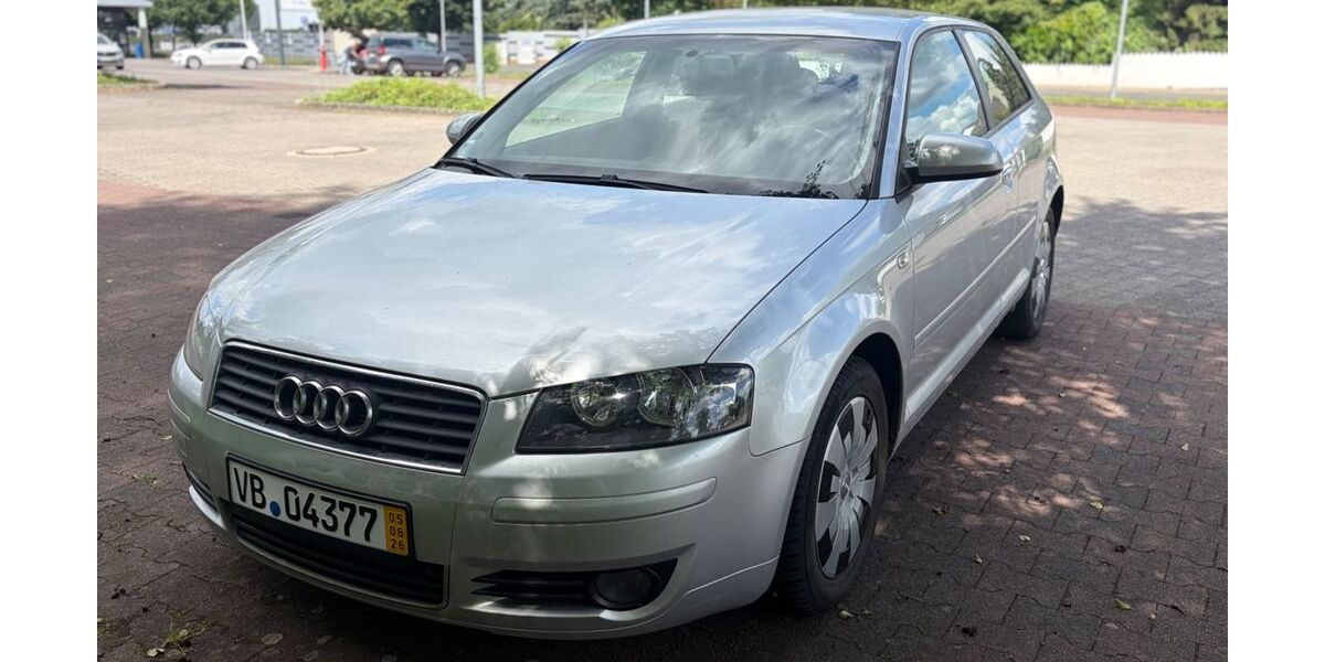 Audi A3 215.000 km 2.900 &euro; Mücke 35325