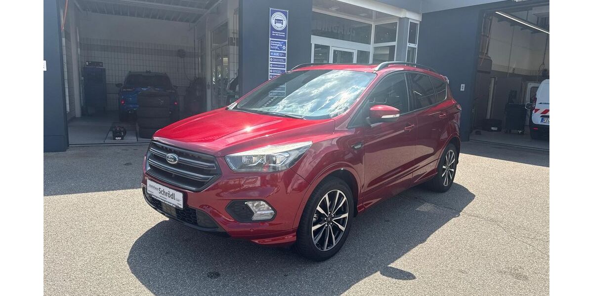 Ford Kuga 40.500 km 14.990 &euro; Schönhofen und Neutraubling 93152