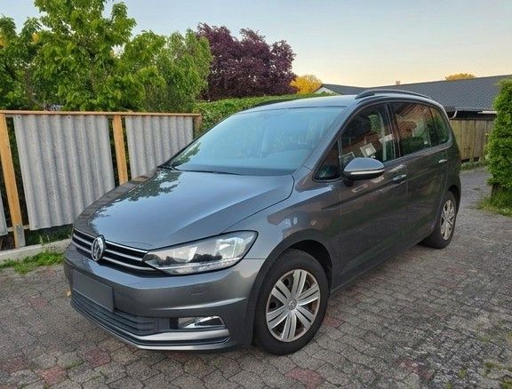 VW Touran 166.000 km 10.980 &euro; Harrislee 24955