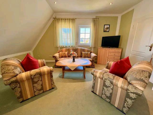 Einfamilienhaus Eisenberg - 3 Zimmer, 128 m&sup2;, 800.000&euro; | Angebot:26013921