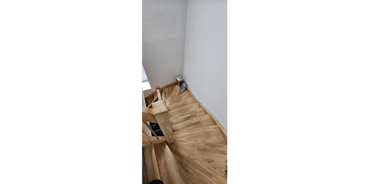 Etagenwohnung Nordhastedt - 6 Zimmer, 130 m&sup2;, 1.000&euro; | Angebot:26393810