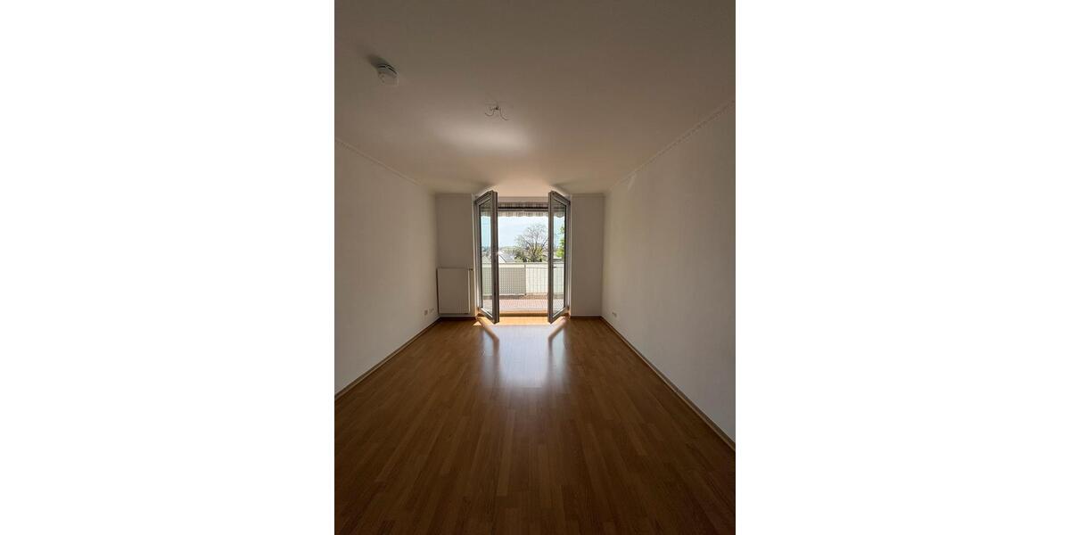 Etagenwohnung Burghausen - 3 Zimmer, 72 m&sup2;, 975&euro; | Angebot:26348847