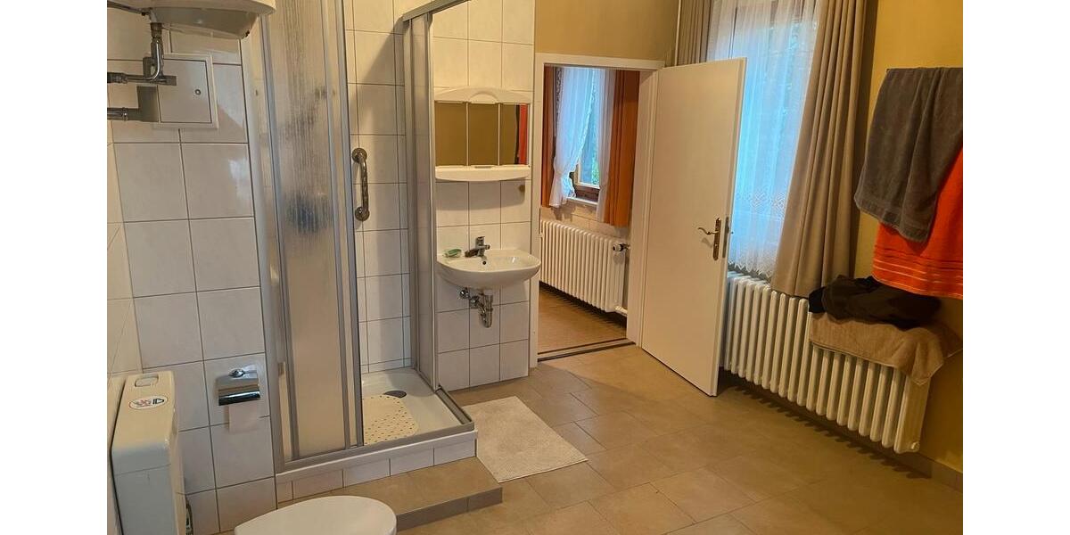 Einfamilienhaus Schleusingen - 10 Zimmer, 169 m&sup2;, 190.000&euro; | Angebot:26981137