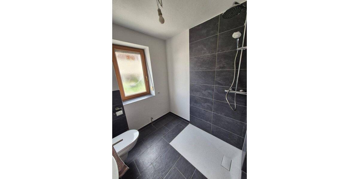 Mehrfamilienhaus, Wohnhaus Roding Neubäu - 8 Zimmer, 255 m&sup2;, 369.000&euro; | Angebot:26820143