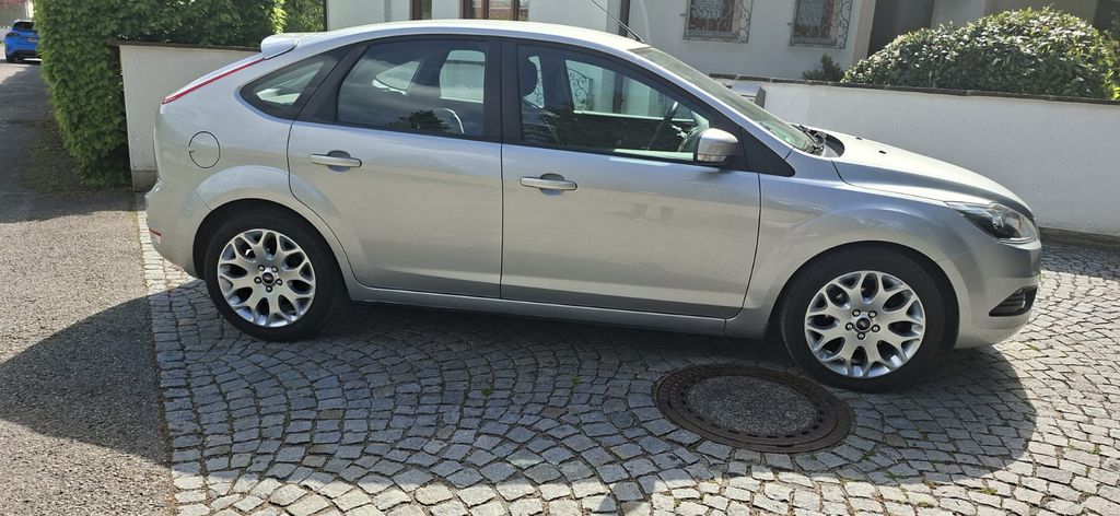 Ford Focus 51.500 km 4.500 &euro; Peiting 86971