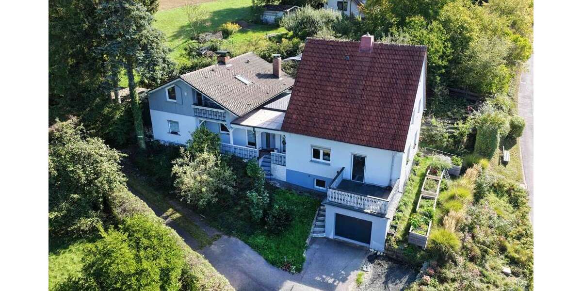Einfamilienhaus Coburg - 8 Zimmer, 170 m&sup2;, 325.000&euro; | Angebot:26362062