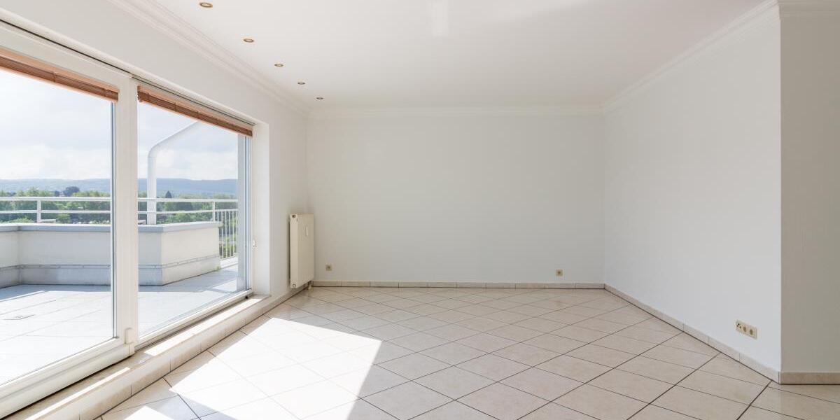 Wohnen mit tollem Moselblick-Attraktive Penthousewohnung mit eigenem Aufzugsausgang an der Mosel - Einfamilienhaus Trier Feyen-Weismark | Angebot:26882302