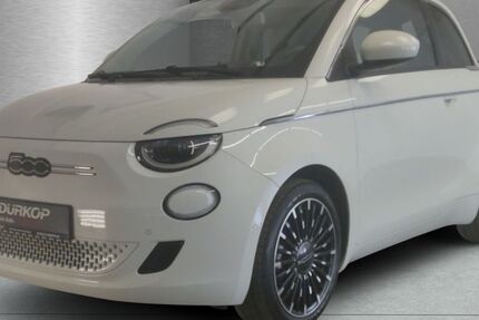 Fiat 500e 22.467 km 23.750 &euro; Braunschweig 38126