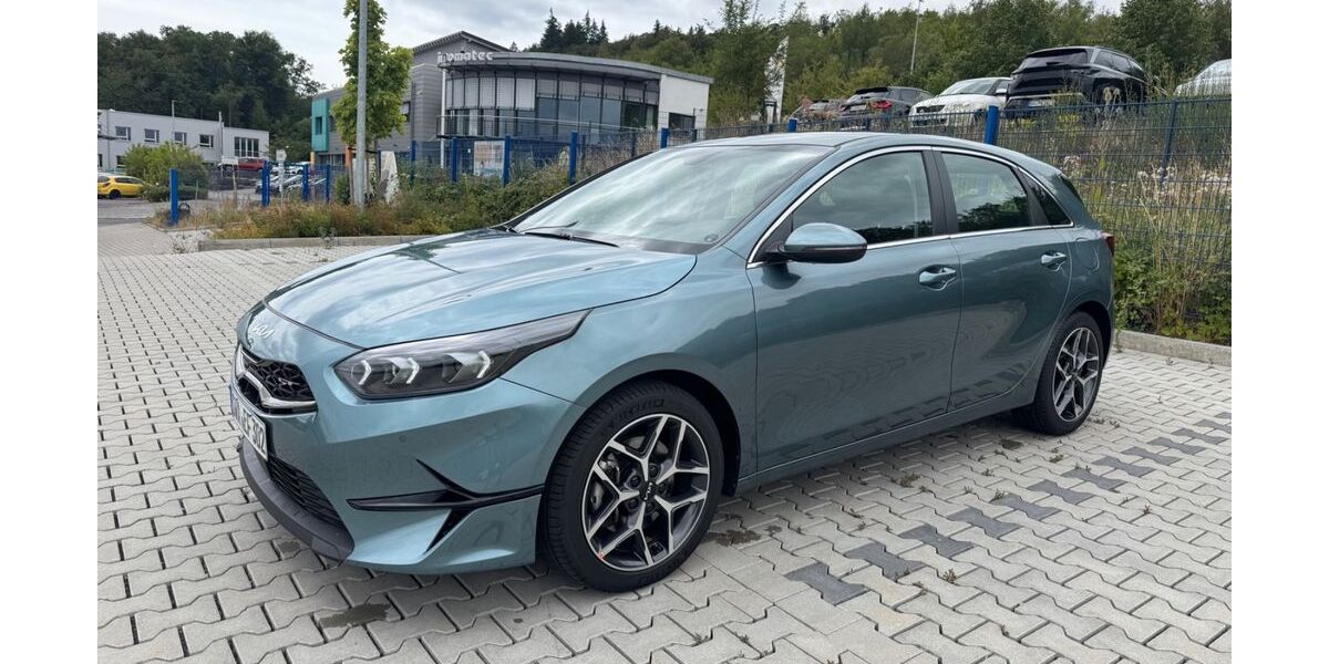 Kia ceed / Ceed 13.500 km 15.999 &euro; Waldems 65529