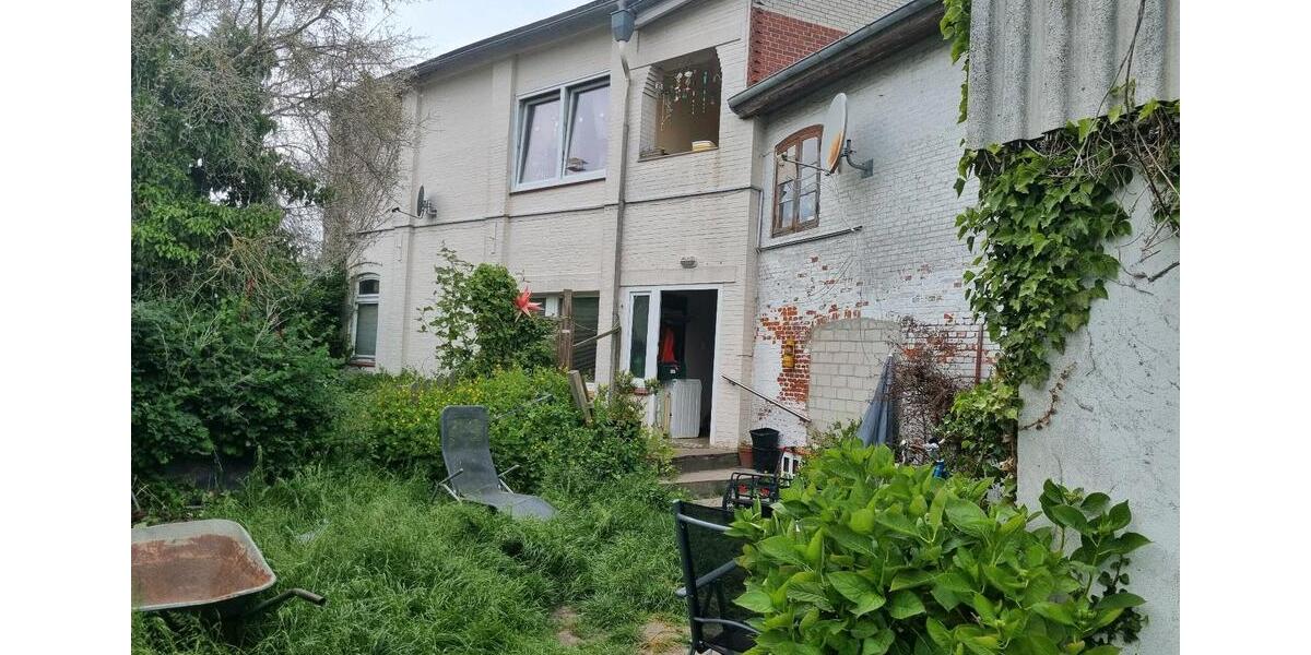 Mehrfamilienhaus, Wohnhaus Wesselburen - 5 Zimmer, 175 m&sup2;, 125.000&euro; | Angebot:27023253