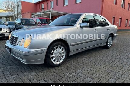 Mercedes E 240