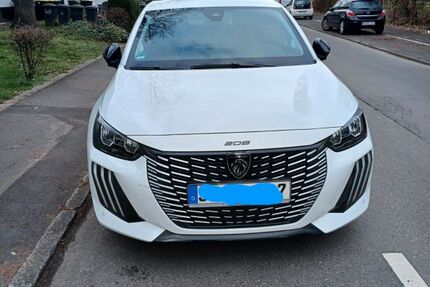 Peugeot 208 13.500 km 15.650 &euro; Siegburg 53721