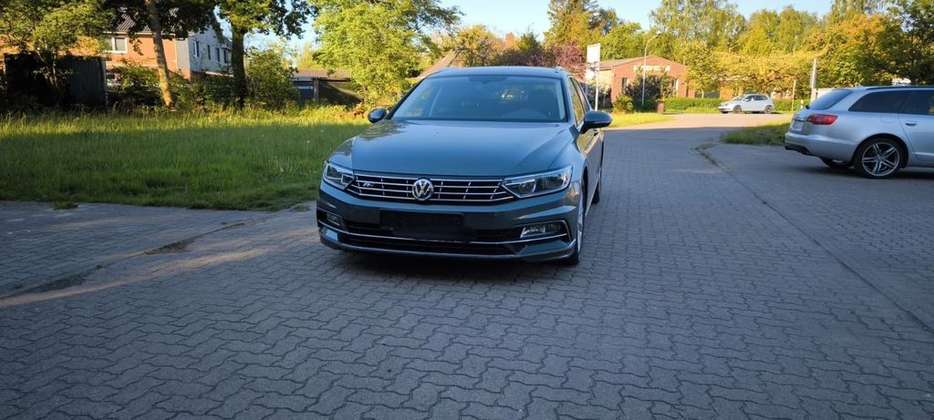 VW Passat Variant 92.922 km 14.900 € Alveslohe-Hoffnung 25486