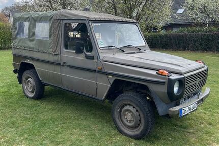 Mercedes G 230