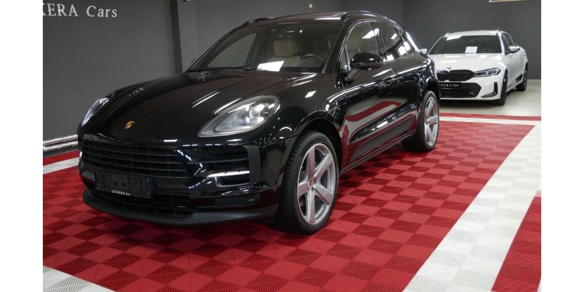 Porsche Macan 99.000 km 45.950 &euro; München 81673