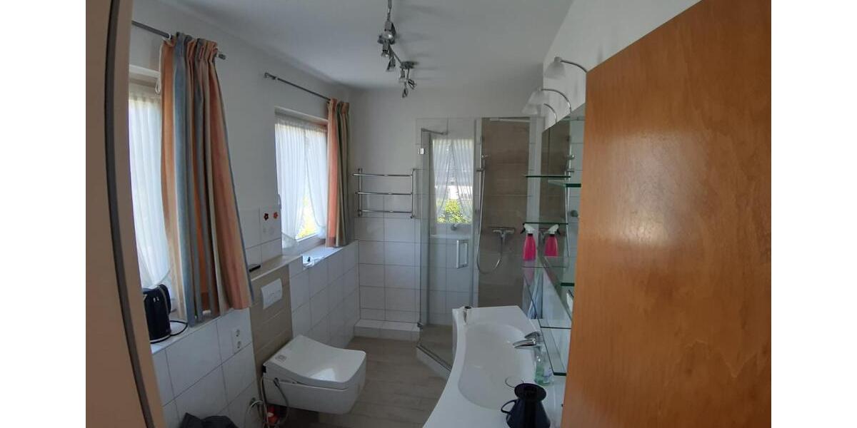 Einfamilienhaus Adendorf - 7 Zimmer, 140 m&sup2;, 449.000&euro; | Angebot:27092860